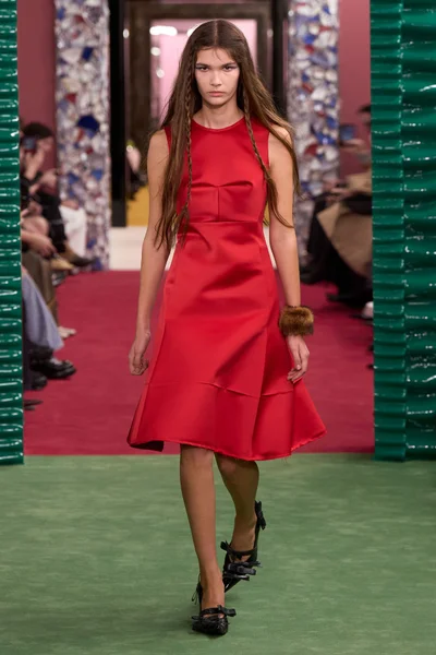Look 38